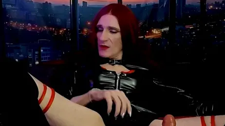 LuvNuk webcam model stream image