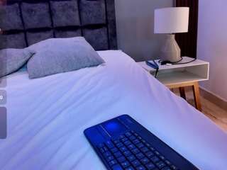 carolinne-miller webcam model stream image