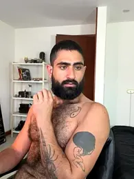 Drogamma webcam model stream image