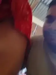 Villagecoupl-123 webcam preview