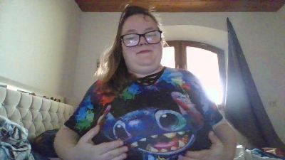 Mauaigirl webcam model stream image
