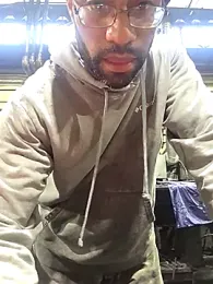 Justahungdad webcam stripchat model stream image