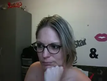 alixfeeling webcam model stream image
