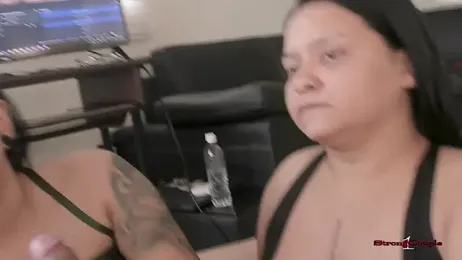 Strong1couple webcam model stream image