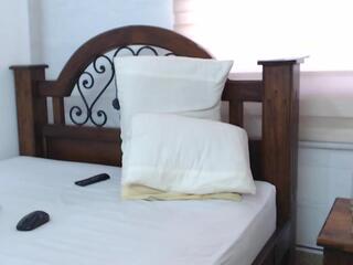 Cole Jones webcam model stream image