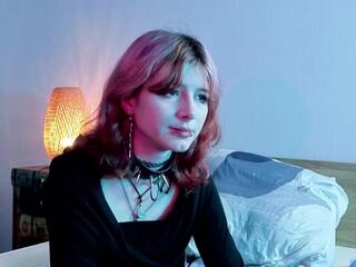 Keeley Fairbrother webcam model stream image