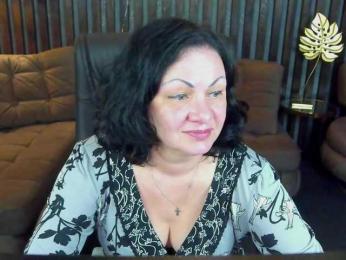 IrissMoon webcam model stream image