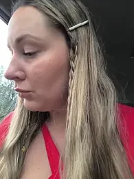 Mona_Plus webcam stripchat model stream image