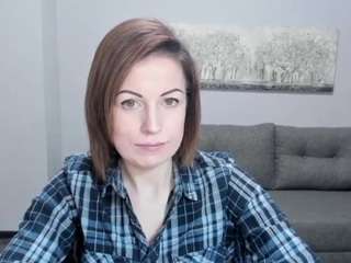 emilymidlton webcam model stream image