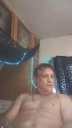 UntouchableLove webcam model stream image