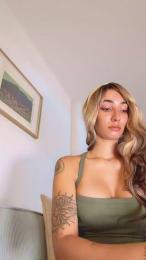 Ninaaaa webcam model stream image