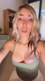 Ninaaaa webcam model stream image