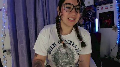 julibella_swee4 webcam model stream image