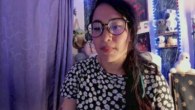julibella_swee4 webcam model stream image