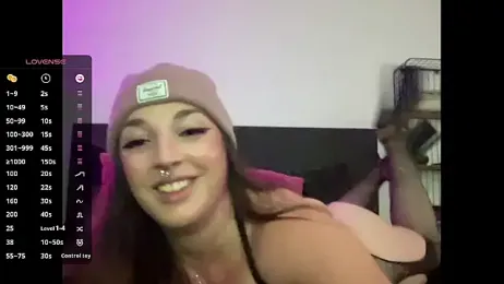 PixieDiamond webcam model stream image