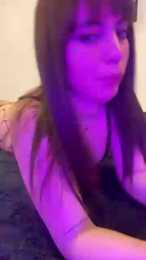 Sharoonbloom webcam model stream image