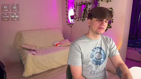 RobertAndLinela webcam model stream image