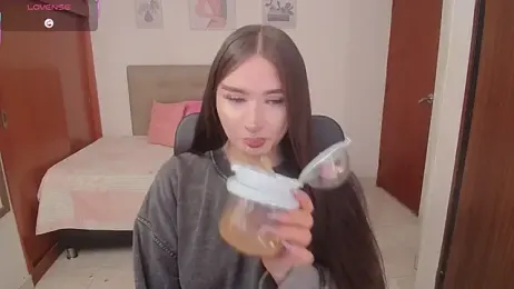 Miley_Baker webcam stripchat model stream image