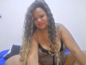 Carlabrasil webcam model stream image