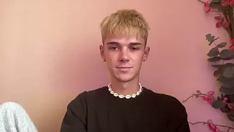 Milk_Guy webcam model stream image