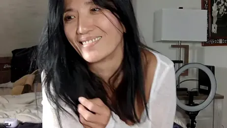 Skinnychinamilf webcam model stream image