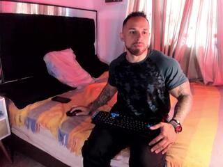 Scarlett Luxe & Mason Page webcam model stream image