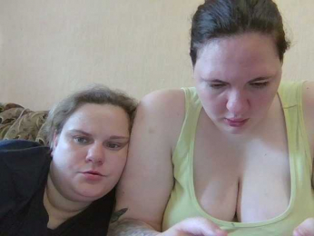 HollyXEva webcam model stream image