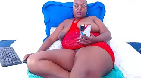 CHERRYYUMMY webcam model stream image