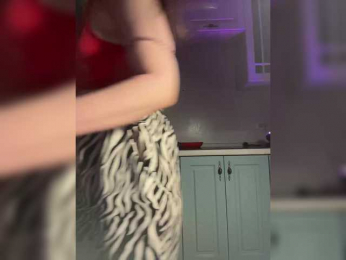 Mari_Kari webcam model stream image