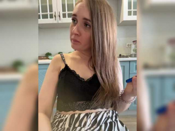 Mari_Kari webcam model stream image