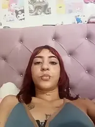 Redhaire-litlle-lil_bitch webcam stripchat model stream image