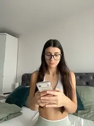 Wildberry_ webcam model stream image