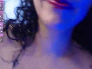 maily-windsor webcam model stream image
