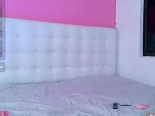 littleissues webcam model stream image