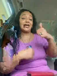 PichyPrettyPussy webcam stripchat model stream image