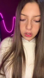 Kiraofarg webcam model stream image