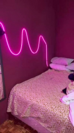 Kiraofarg webcam model stream image