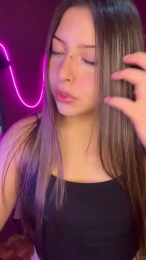 Kiraofarg webcam model stream image