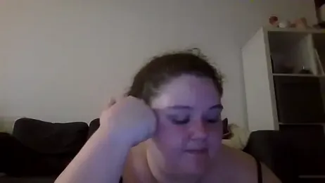curvy_crystal webcam model stream image