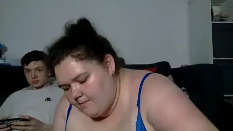 curvy_crystal webcam model stream image