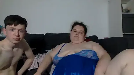 curvy_crystal webcam model stream image