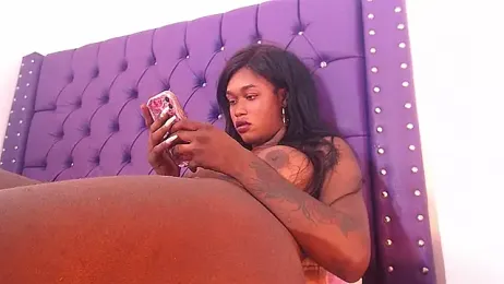 Queennwenn webcam stripchat model stream image