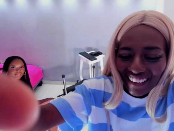 camilathomsson webcam model stream image