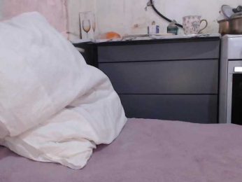 milana_sexwife webcam model stream image