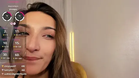 softly_bold webcam stripchat model stream image