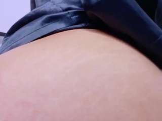 skinny-hottie18 webcam model stream image