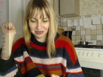 Karmella webcam model stream image