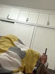 YJBJ258258 webcam model stream image