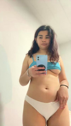 Brujitanina webcam model stream image