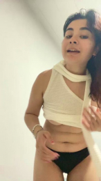 Brujitanina webcam model stream image